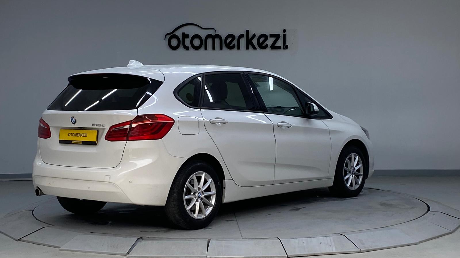 BMW 216d 2